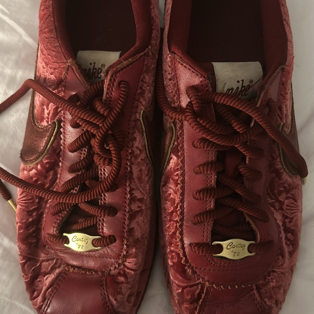 Nike Cortez Classic Special Edition Velvet Red Crush Casual Lace Sneaker Size 10 - Picture 11 of 14